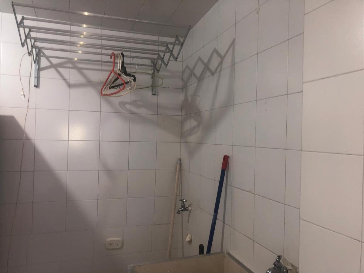Apartamento Comodo En Laureles , Centrico Y Bien Ubicado Apto 301 * Medellín