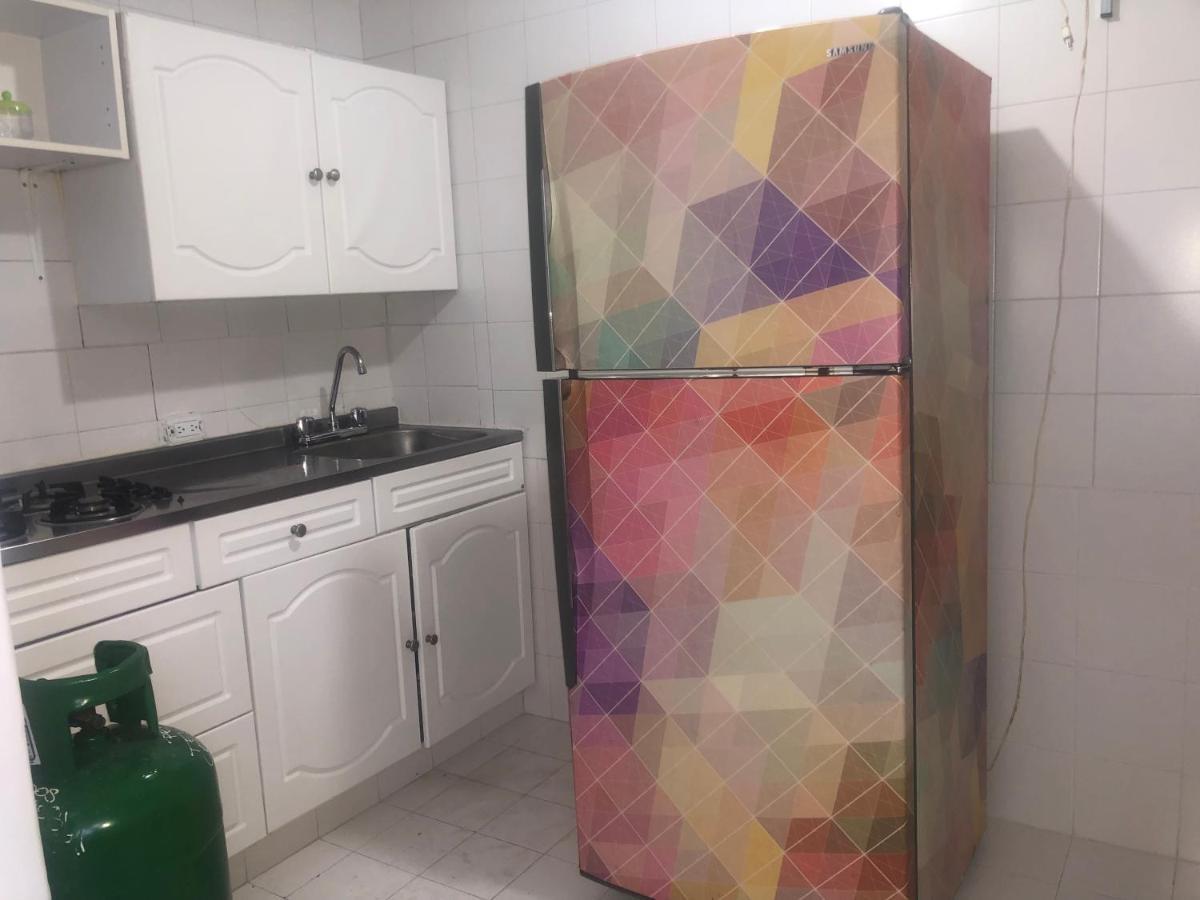 Apartamento Comodo En Laureles , Centrico Y Bien Ubicado Apto 301 Apartamento *