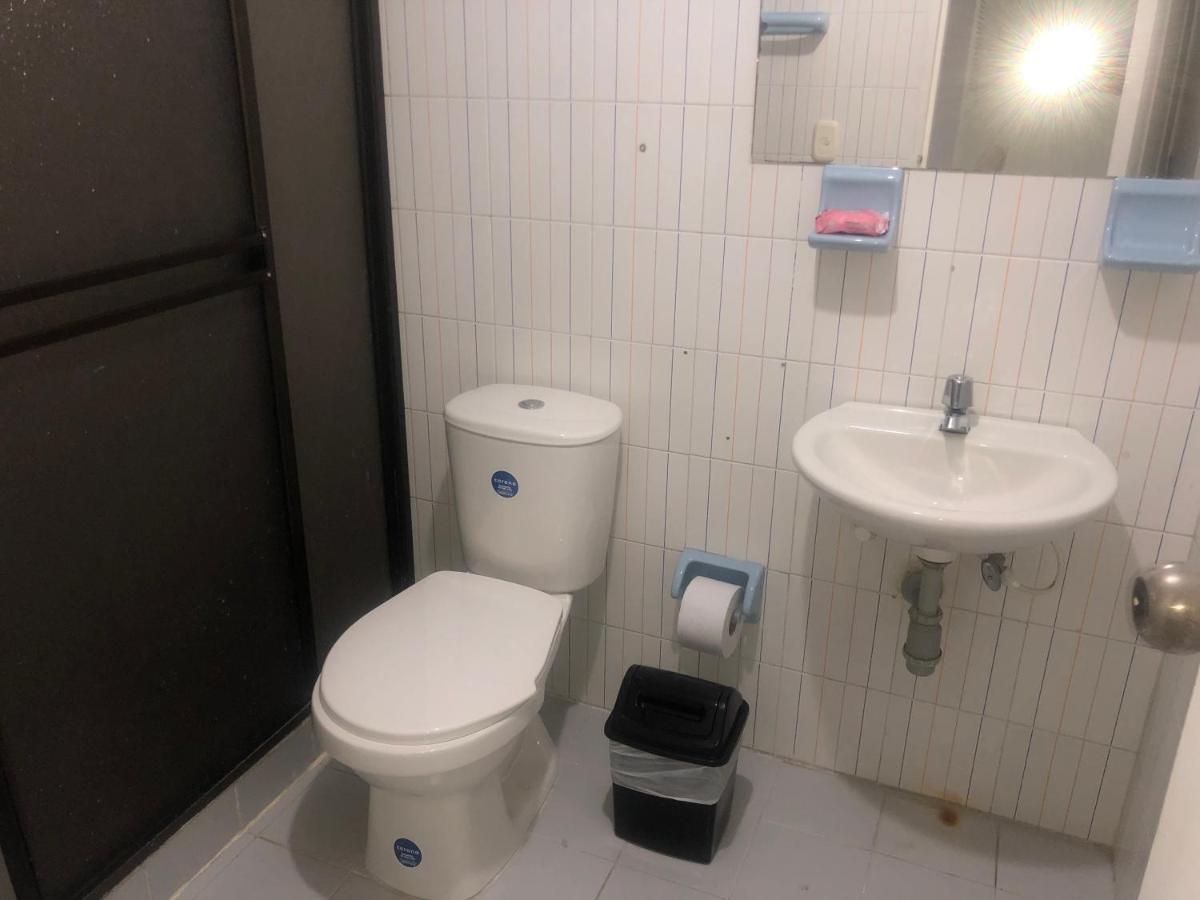 Apartamento Comodo En Laureles , Centrico Y Bien Ubicado Apto 301