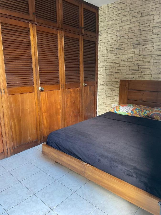 Hostal Rock *