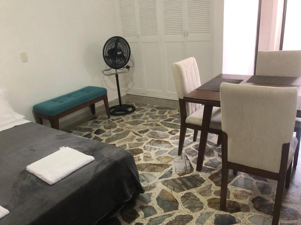 Apartamento Comodo En Laureles , Centrico Y Bien Ubicado Apto 301 Apartamento *