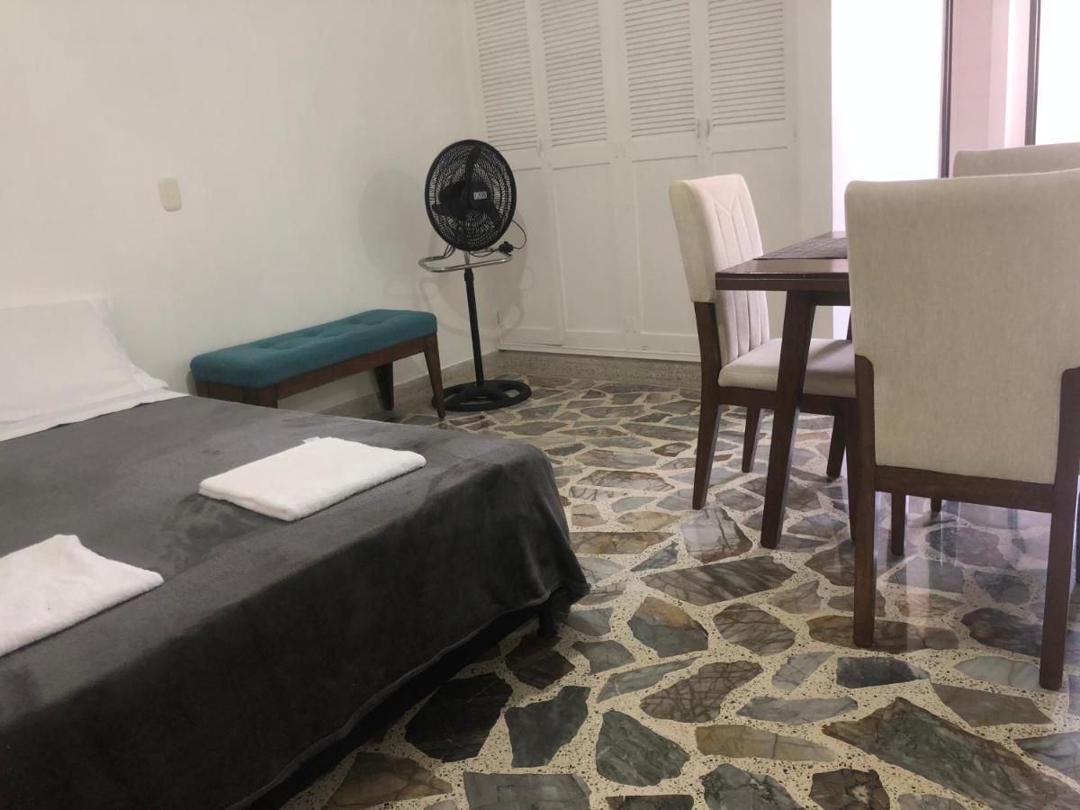 Apartamento Apartamento Comodo En Laureles , Centrico Y Bien Ubicado Apto 301