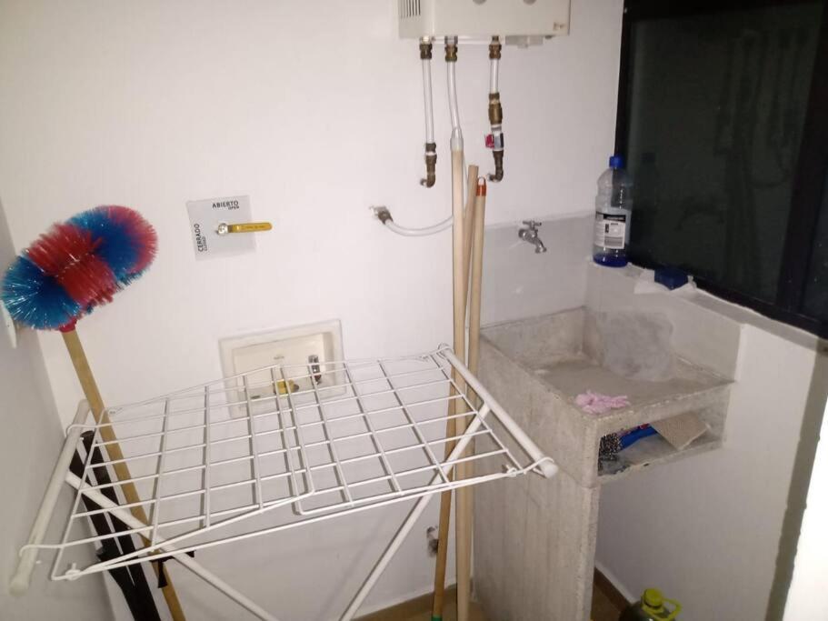 Hermoso Departamento Con Parqueadero Gratuito Apartamento