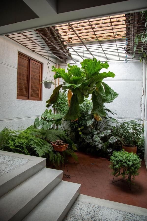 Casa De Lola Pensión *