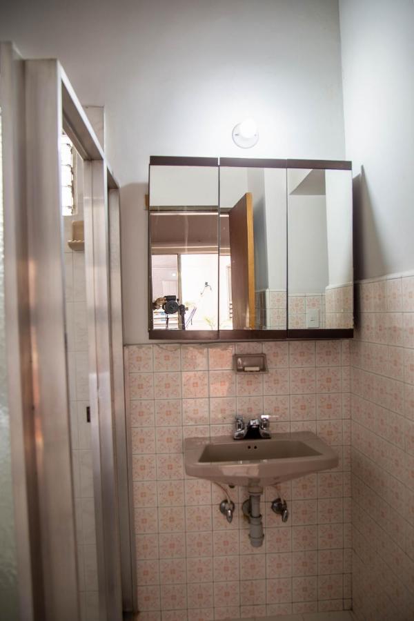 Casa De Lola Pensión Medellín