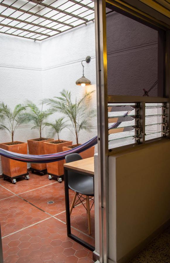 Casa De Lola Pensión Medellín