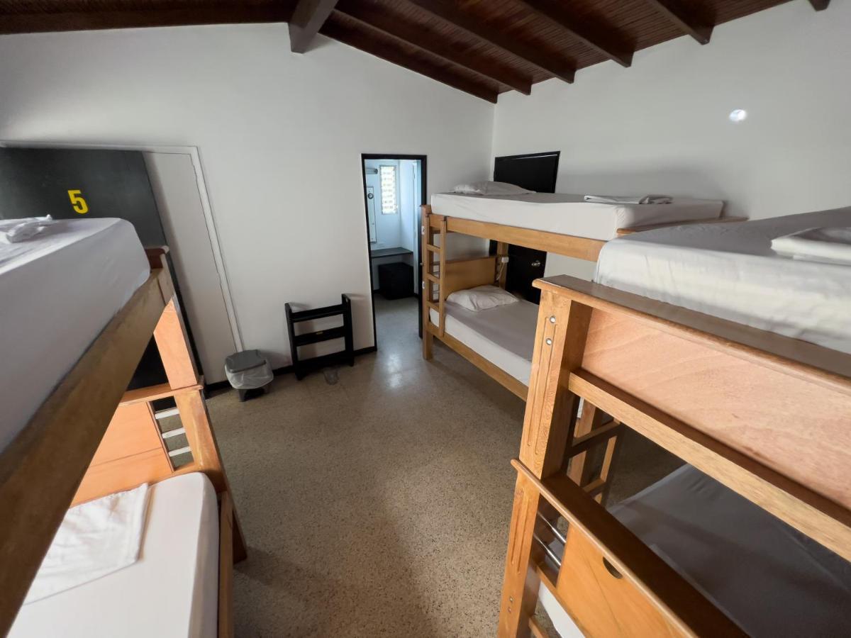 Hostal Rock *