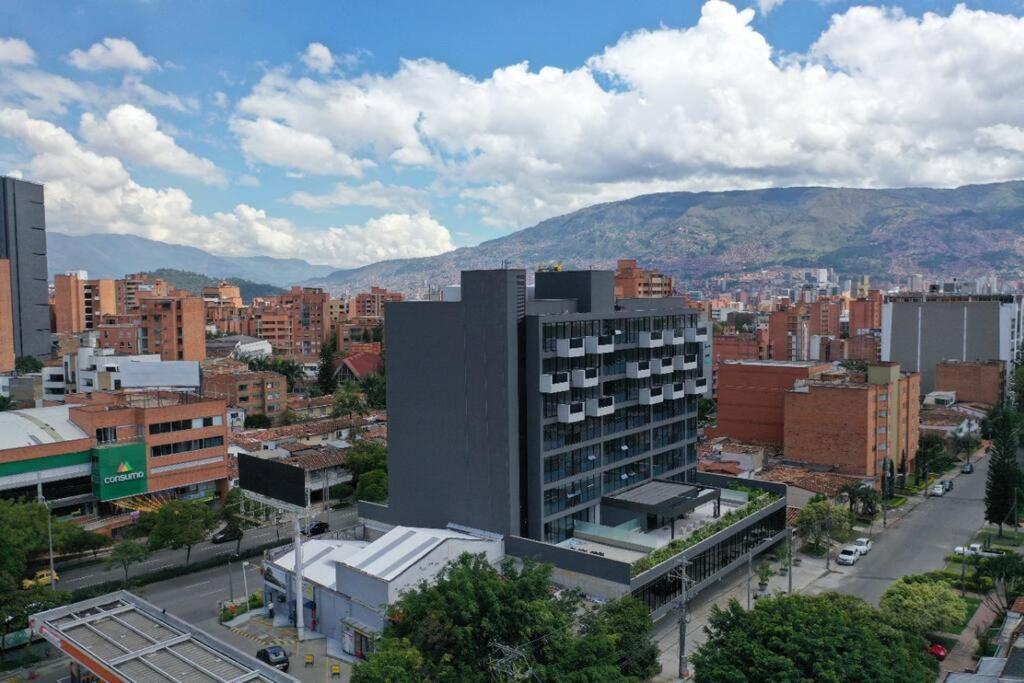 Comfortable 804-laureles Apartamento