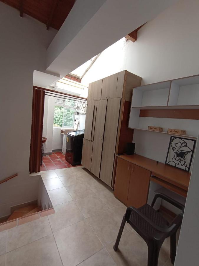 Habitación en casa particular Trece Loft Medellín