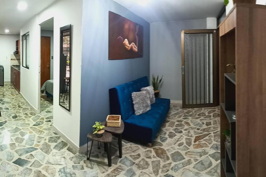 Aparta- Estudio Ziruma 102 Medellín
