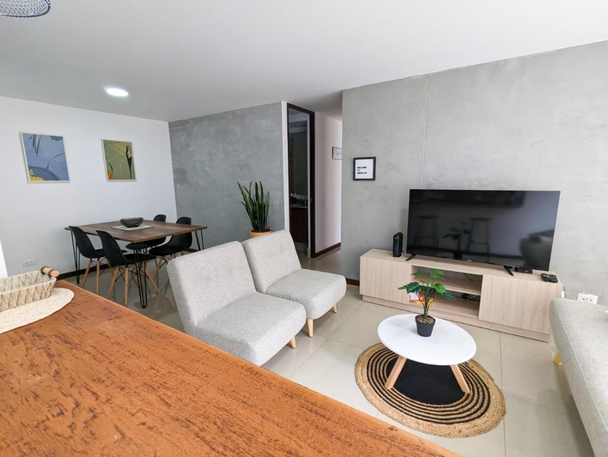 Completo Poblado - Ubicacion Con Parqueadero Apartment *