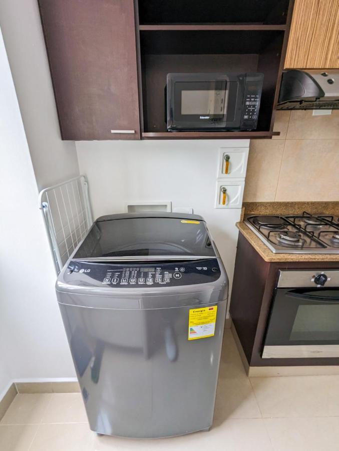 Apartment Completo Poblado - Ubicacion Con Parqueadero