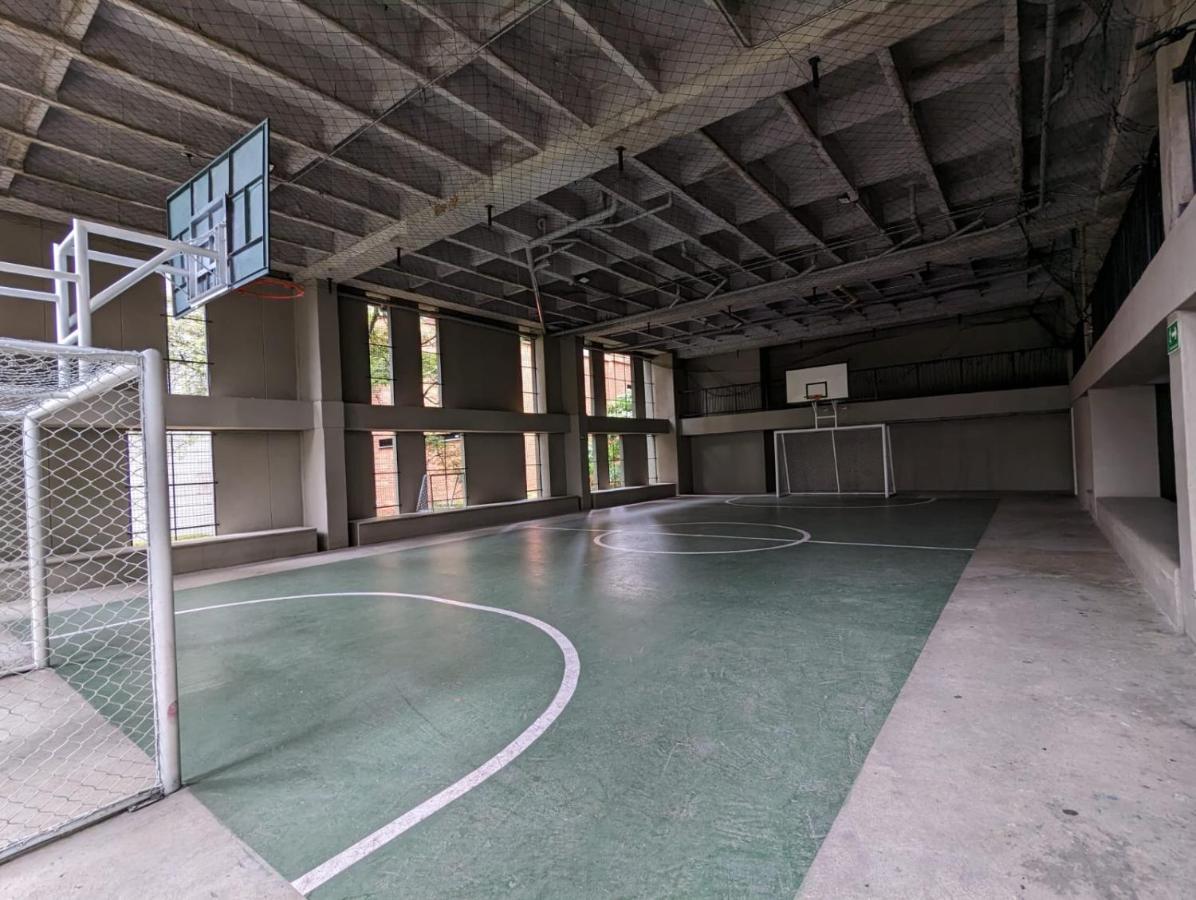 Apartment Completo Poblado - Ubicacion Con Parqueadero Medellin