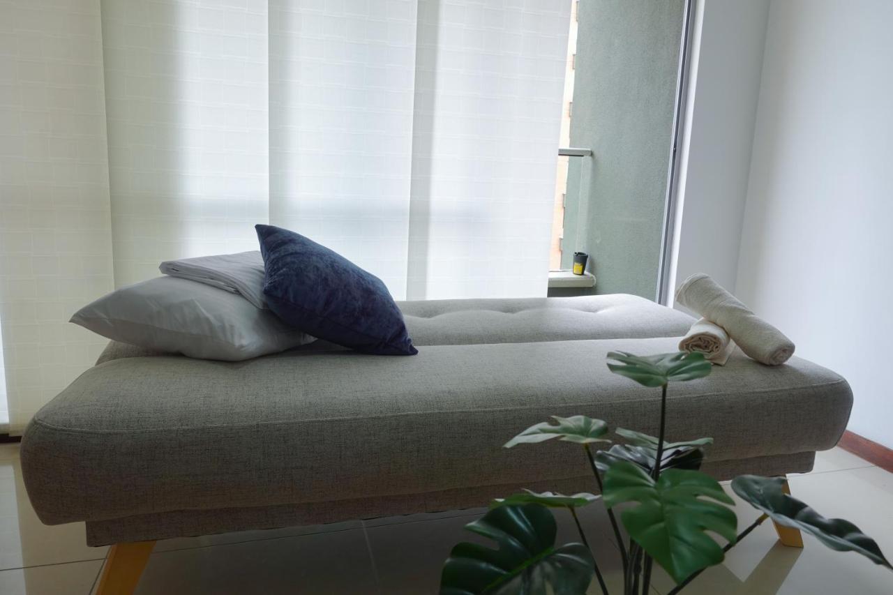 Apartment Completo Poblado - Ubicacion Con Parqueadero *