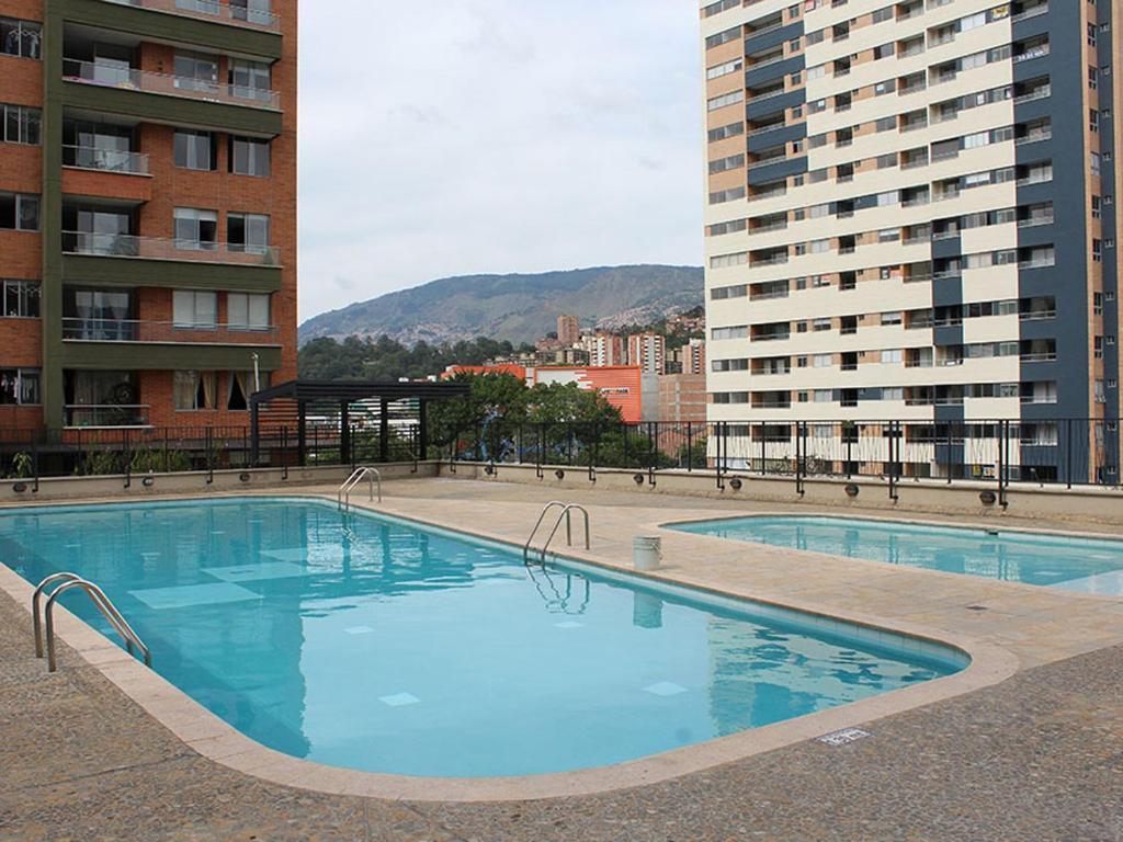 Completo Poblado - Ubicacion Con Parqueadero Apartment Medellin