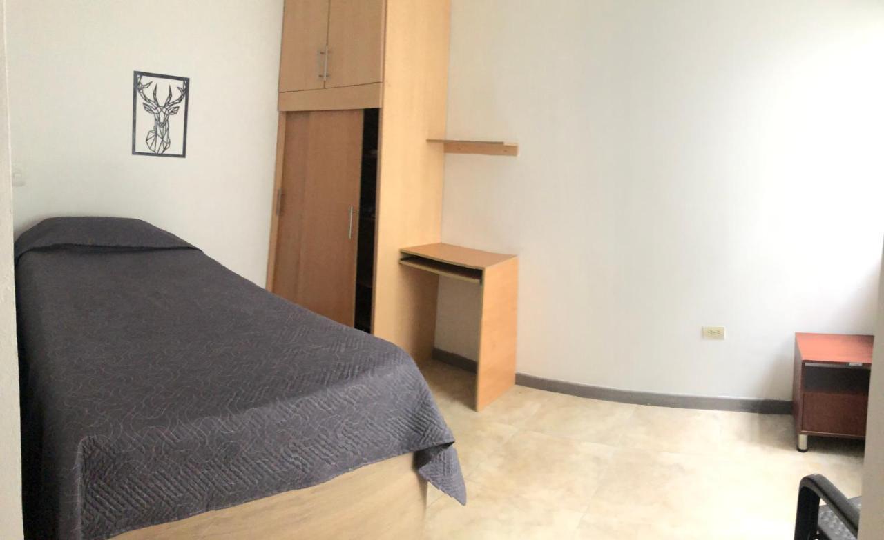 Habitación en casa particular Trece Loft