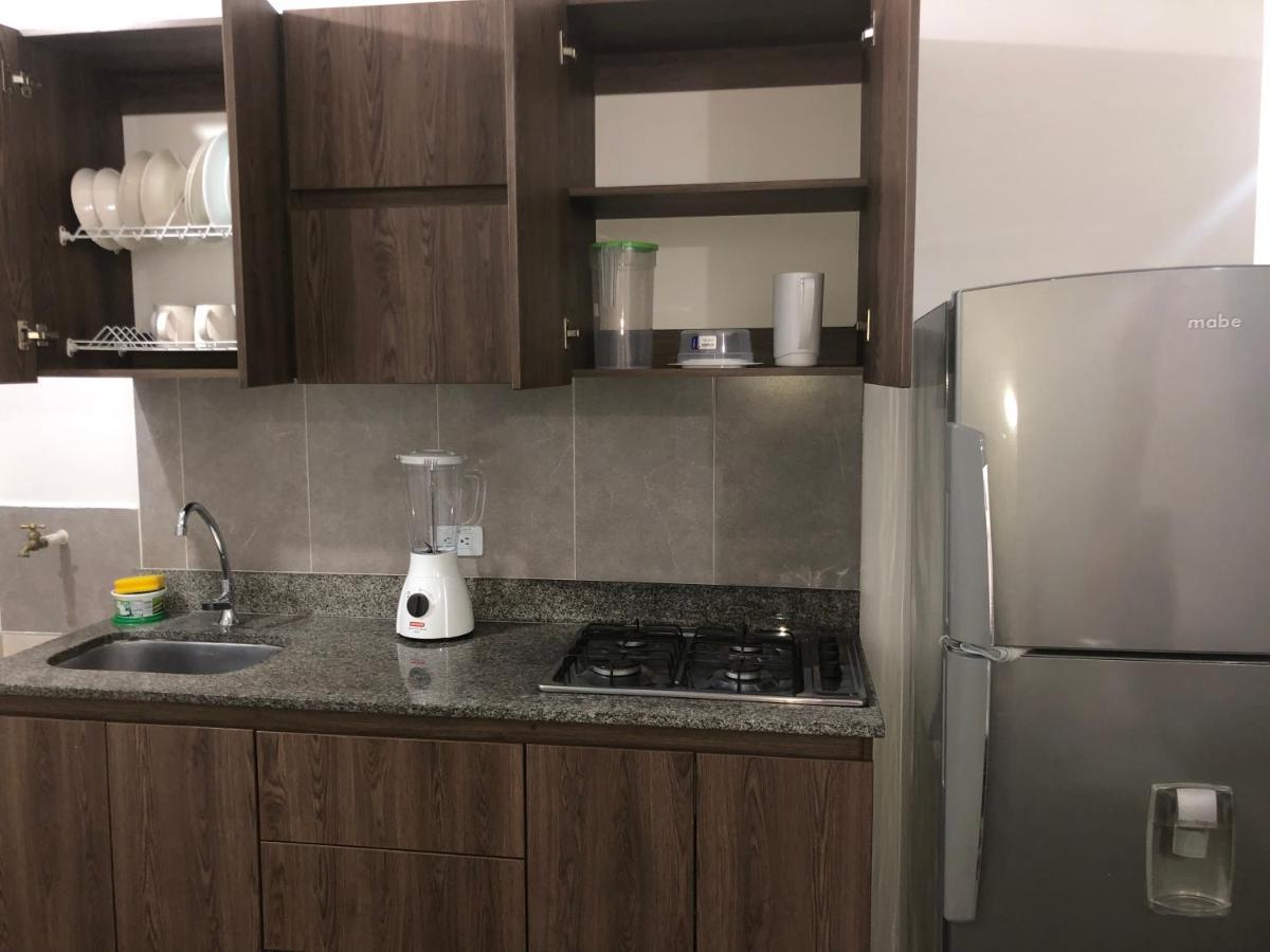 Apartamento Amplio En Laureles, Excelente Ubicacion, 3 Alcobas 403 Medellín