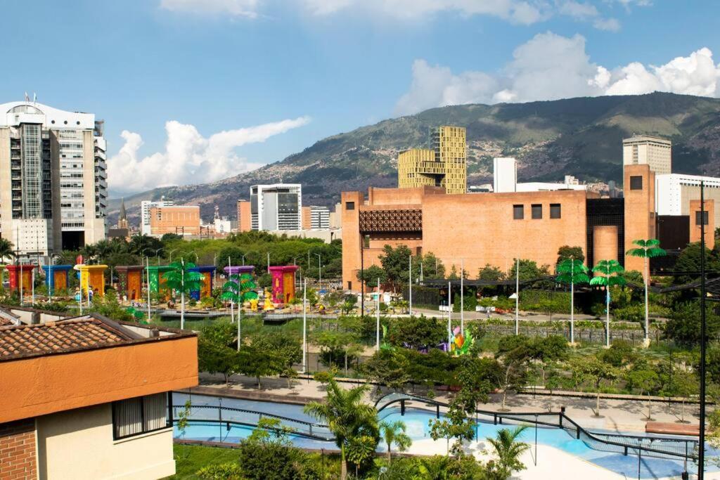 Luxury 5-bedroom Apartamento *