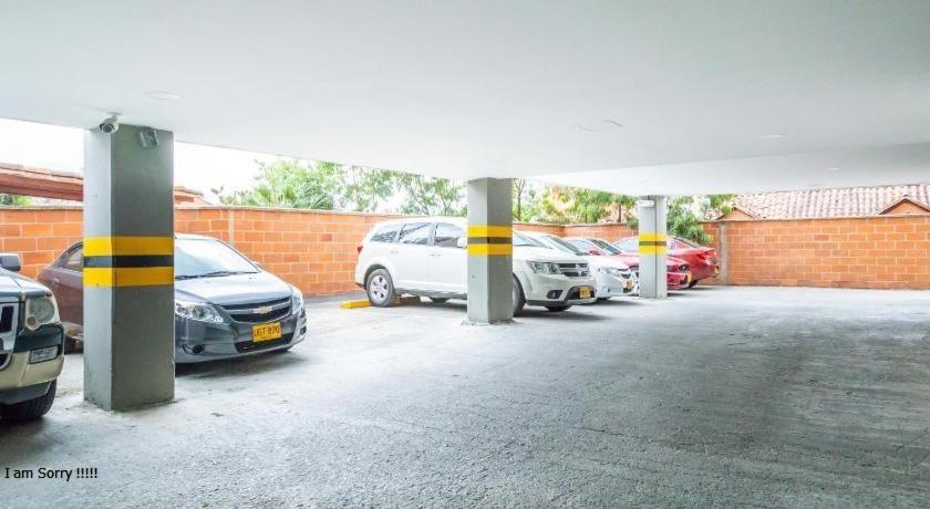 Ed La Frontera Poblado 1 A 6 Personas Apartamento Medellín