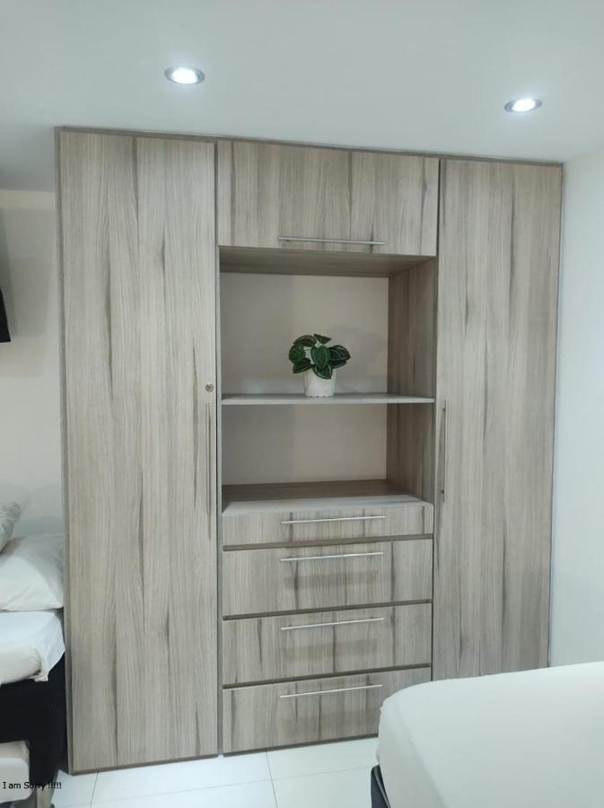 Apartamento Ed La Frontera Poblado 1 A 6 Personas Medellín