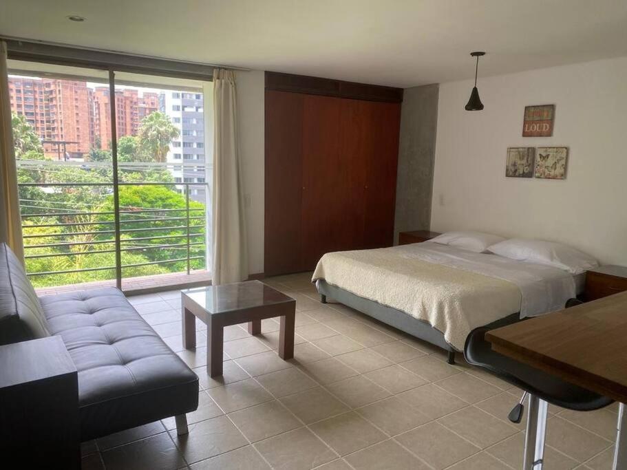 Flat Great Location Poblado Medellín