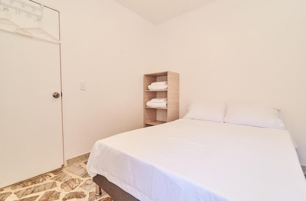 5starhomes - Hermosa Casa Con Terraza En Laureles Apartamento *