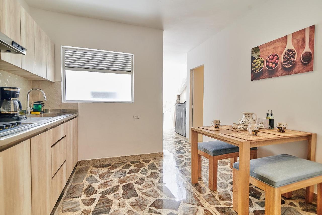5starhomes - Hermosa Casa Con Terraza En Laureles Medellín