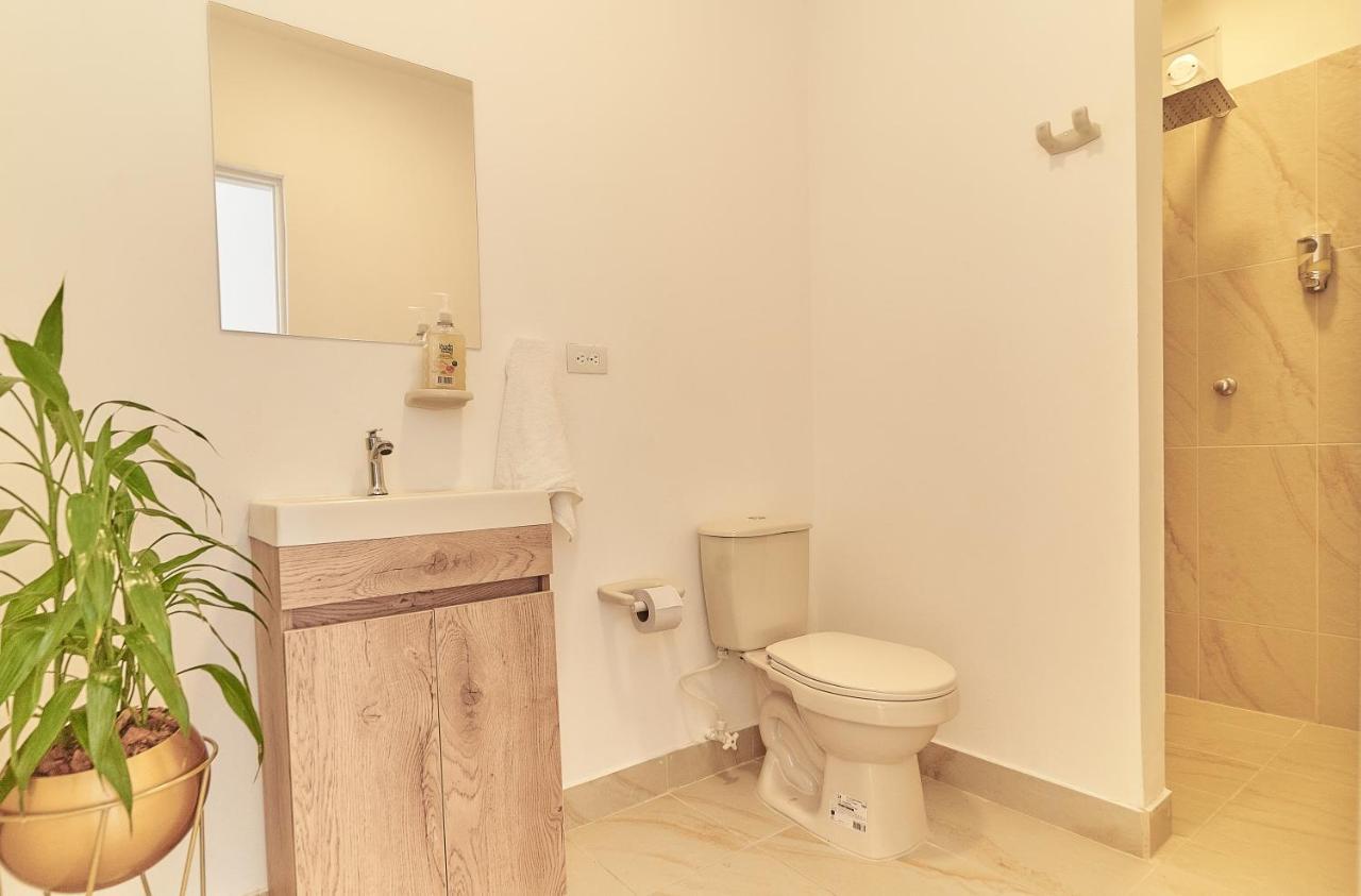 5starhomes - Hermosa Casa Con Terraza En Laureles Apartamento *