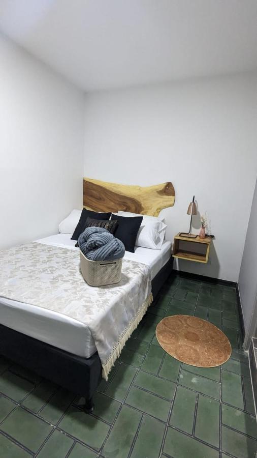 Uku * Medellín