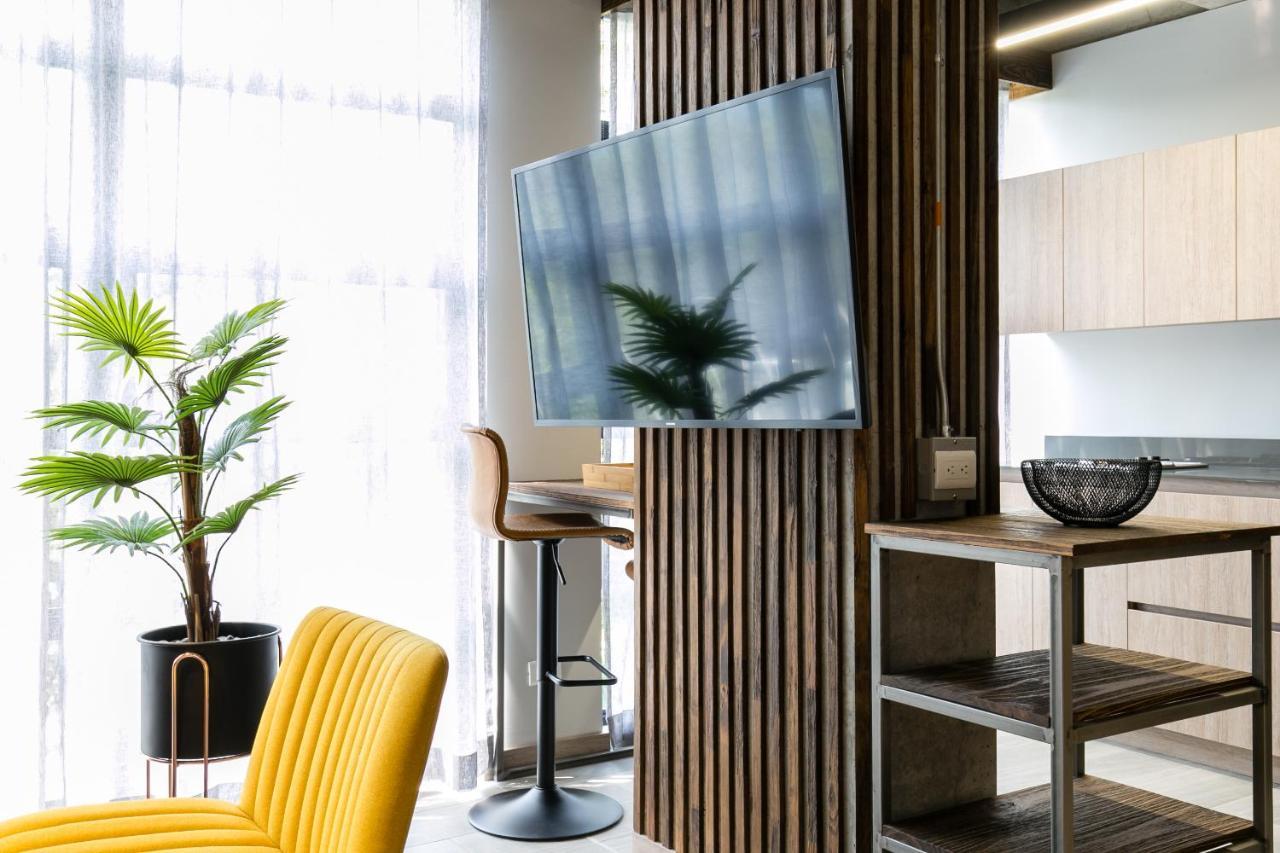 Hotel Factory Lofts 4*