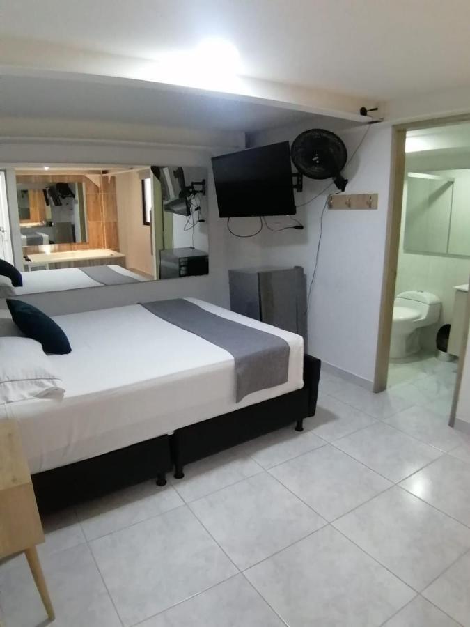 Urbano 70 3*