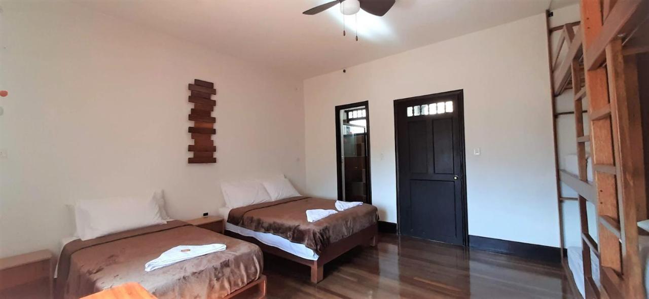 Guest house Del Prado Medellin