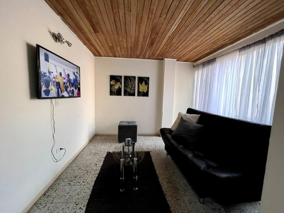 Grande, Hermoso, Acogedor Y Privado