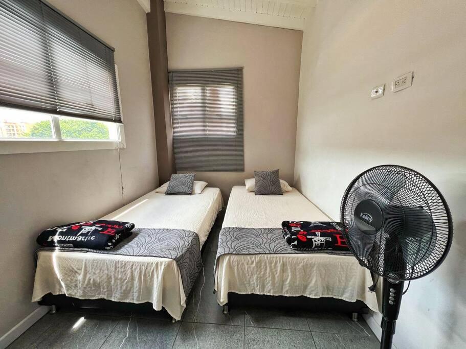 Apartamento Laureles La 80 *
