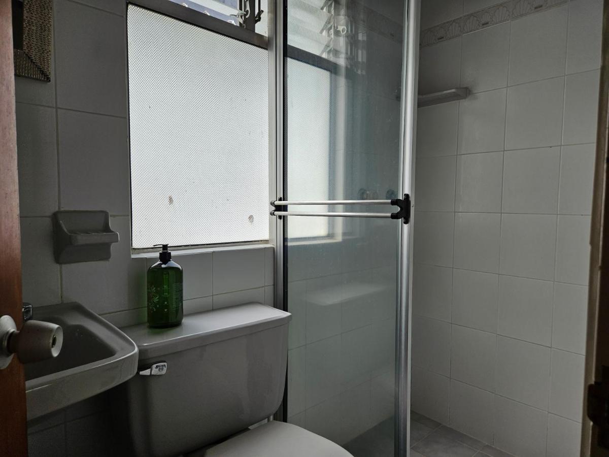 Comfortable Spacious Two-bedroom *