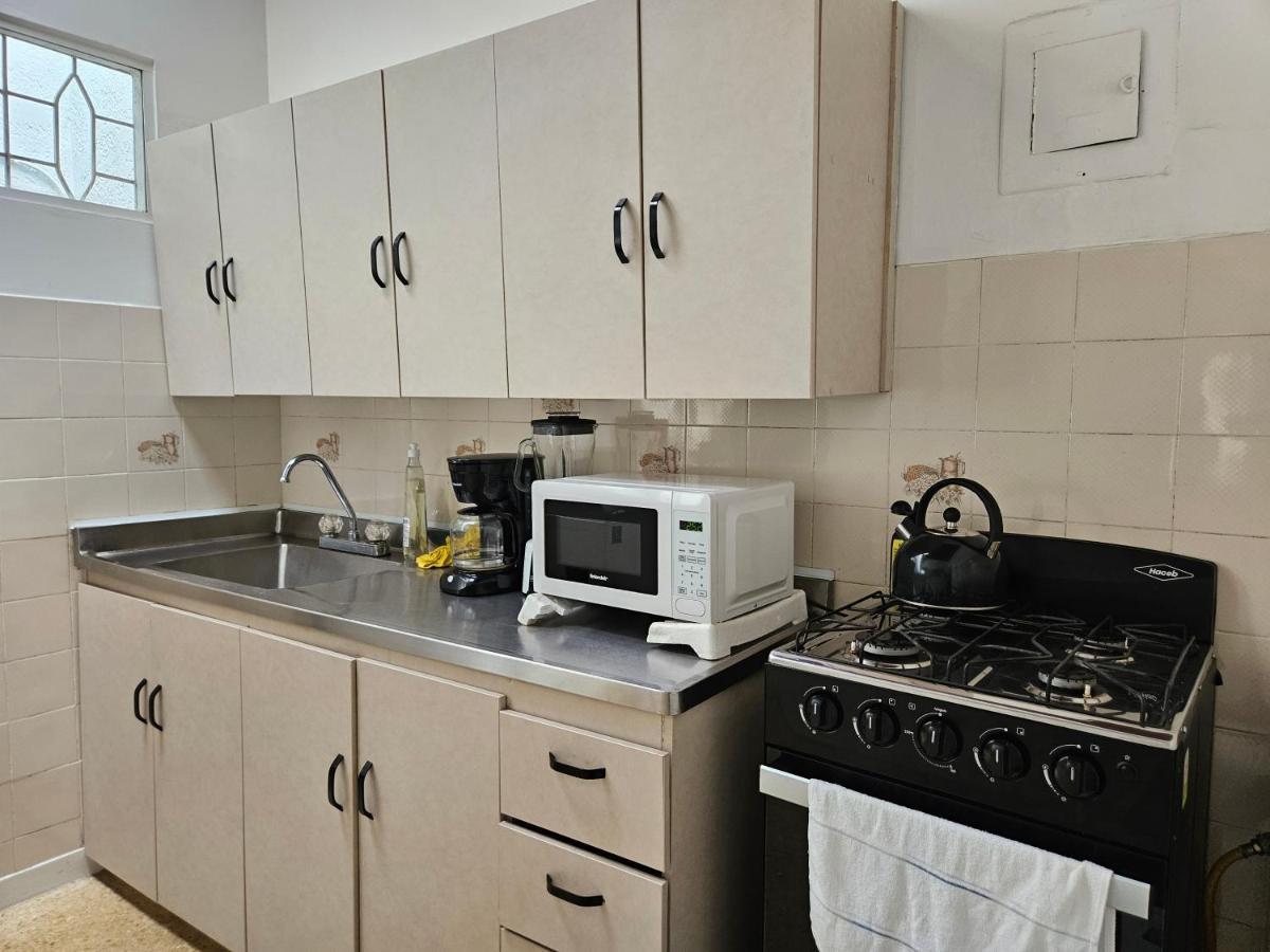 Apartamento Comfortable Spacious Two-bedroom