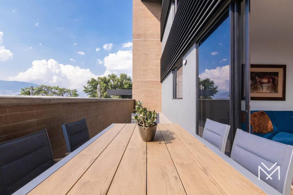 Luxury 2 Bd Apto W/ Coworking-near Milla De Oro Apartamento Medellín