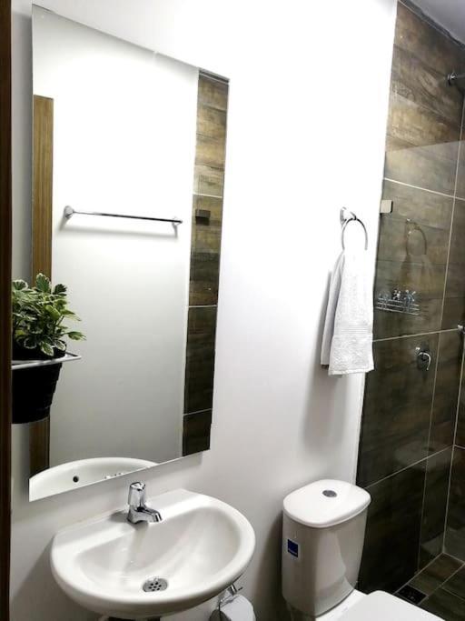 Apartamento En Cerca Al Poblado Medellín