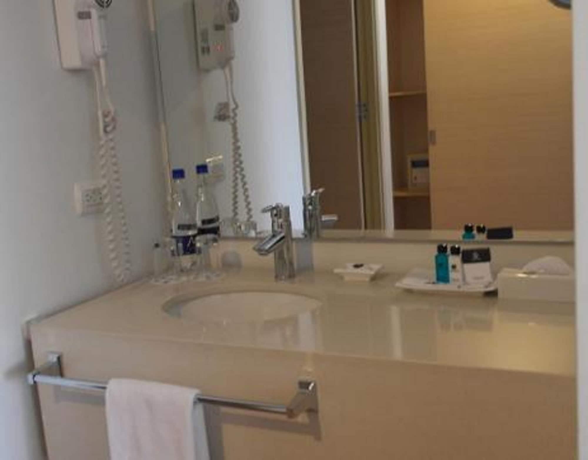 Hotel Estelar Blue 4*