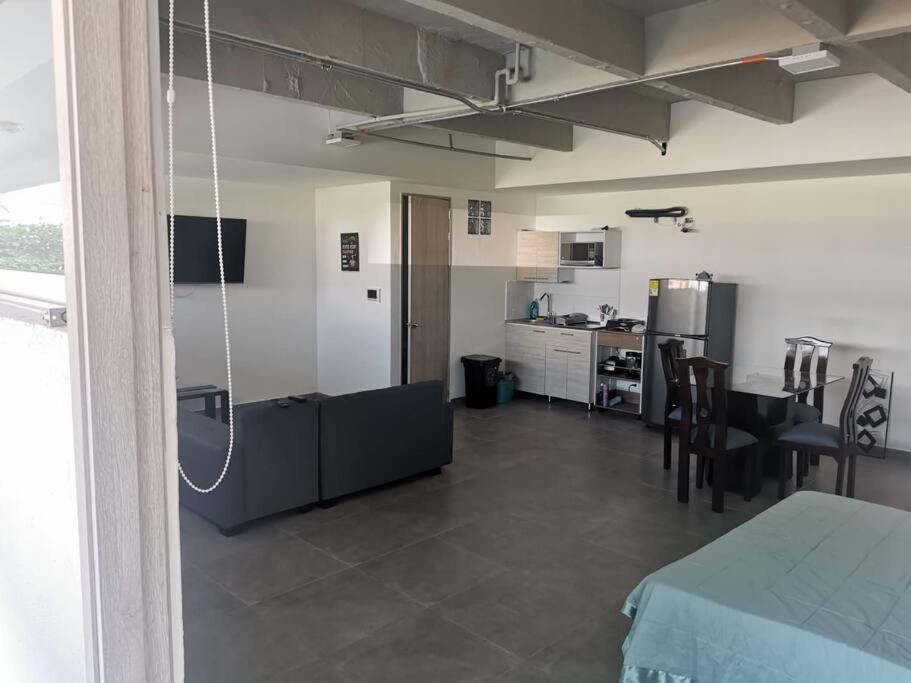 Apartamento Amazing Big 203 In Aztorga Poblado With A/c Medellín