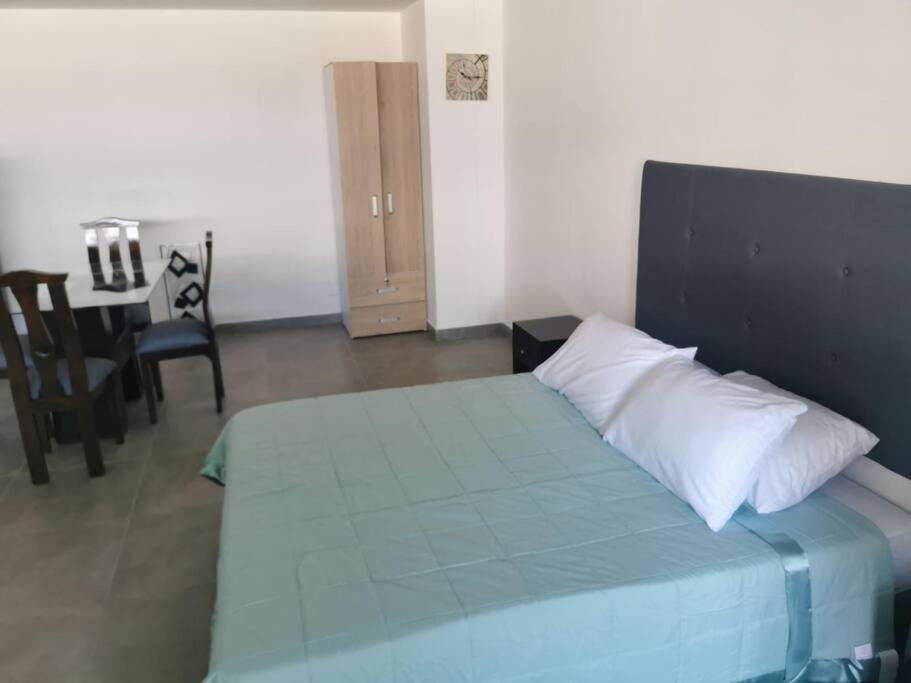 Apartamento Amazing Big 203 In Aztorga Poblado With A/c *