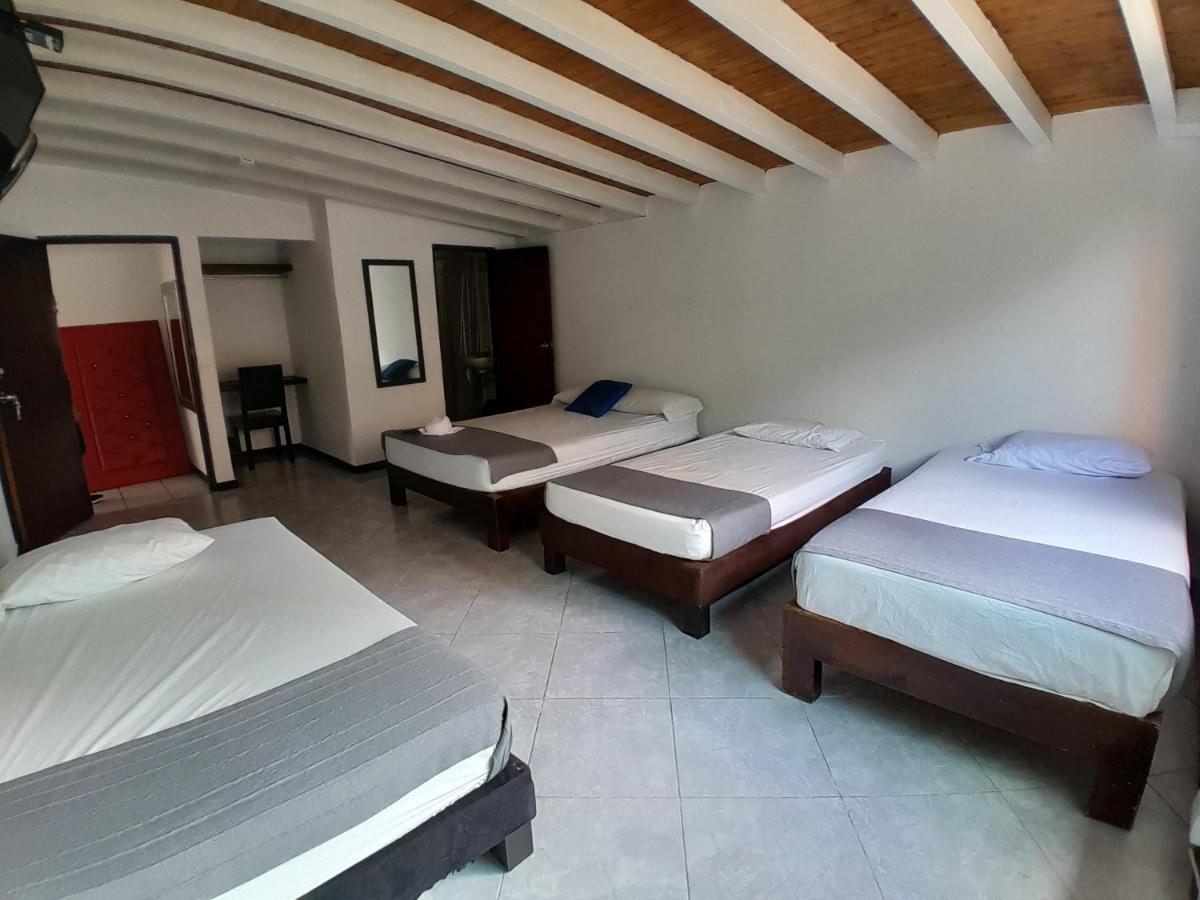 Palermo Real Hotel 3*