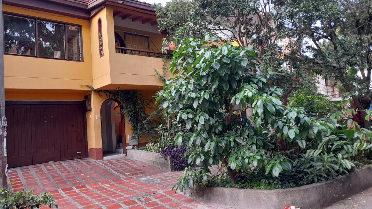 Brazos Abiertos * Medellín
