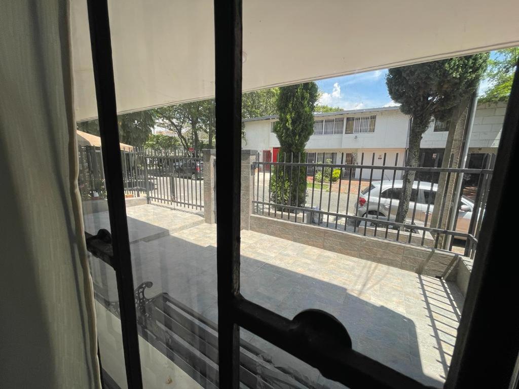 Apartamento Pequeno Apartaestudio Cerca A Plaza Mayor Y Unidad Deportiva De Belen Medellín
