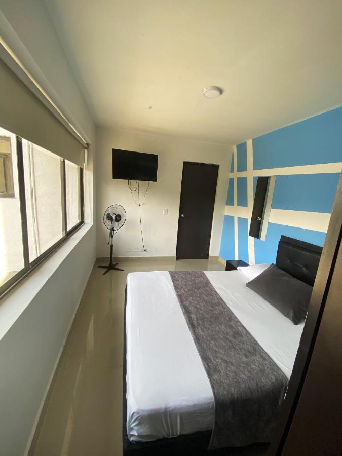 33 Bulerias 3* Medellín