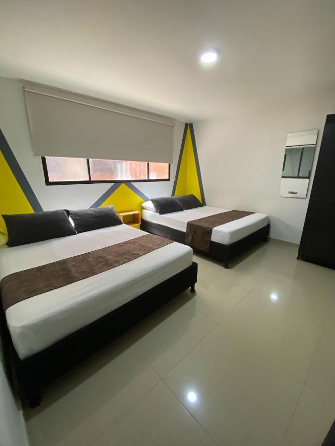 33 Bulerias 3* Medellín