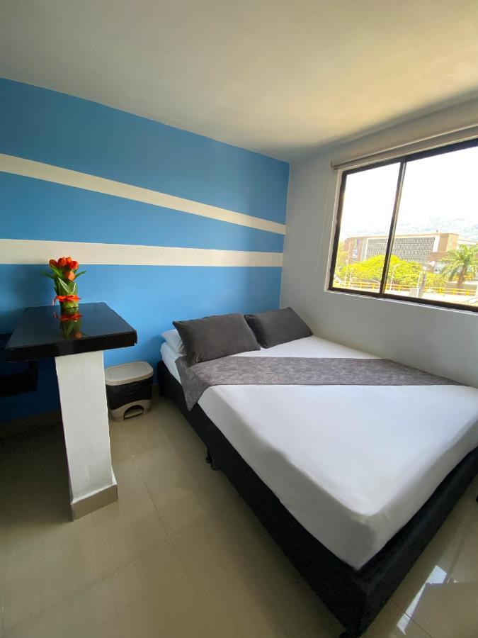 33 Bulerias 3* Medellín