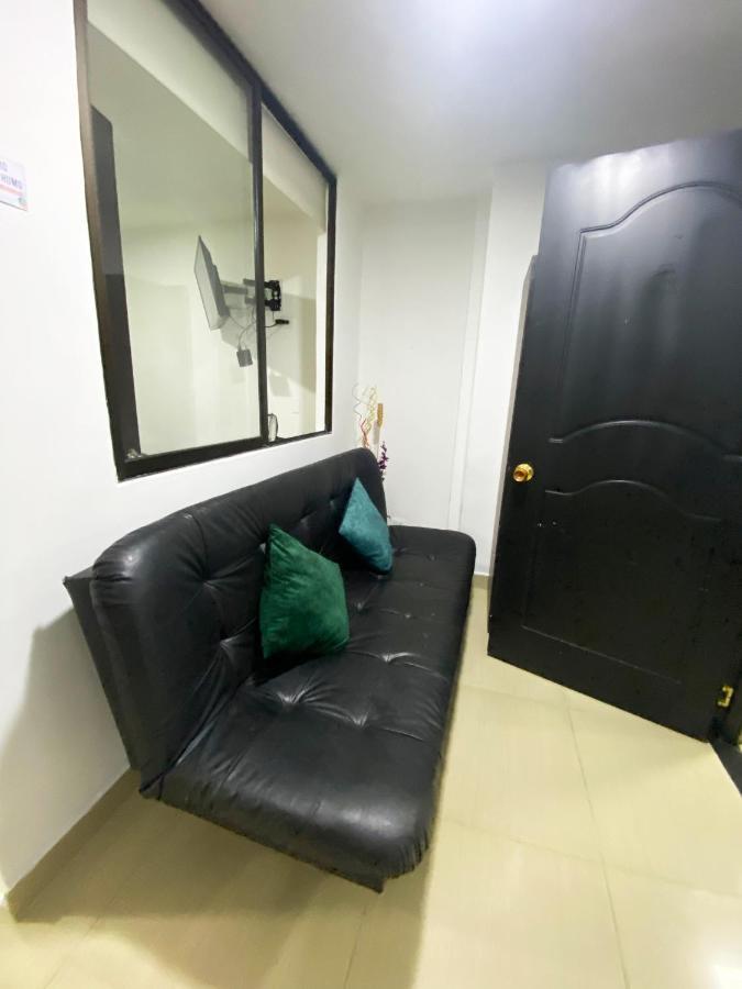 33 Bulerias Hotel 3*