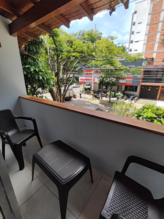 Loft A Media Cuadra De La Estacion Floresta Apartamento Medellín