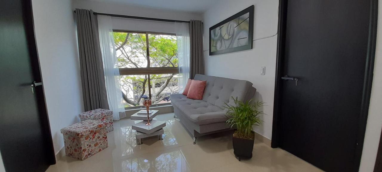 Habitacion 302 Con Bano Privado Cerca A Laureles Pensión